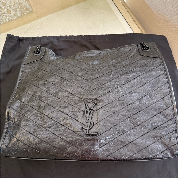 Black Leather Women's Bag - Picture 3 of 16